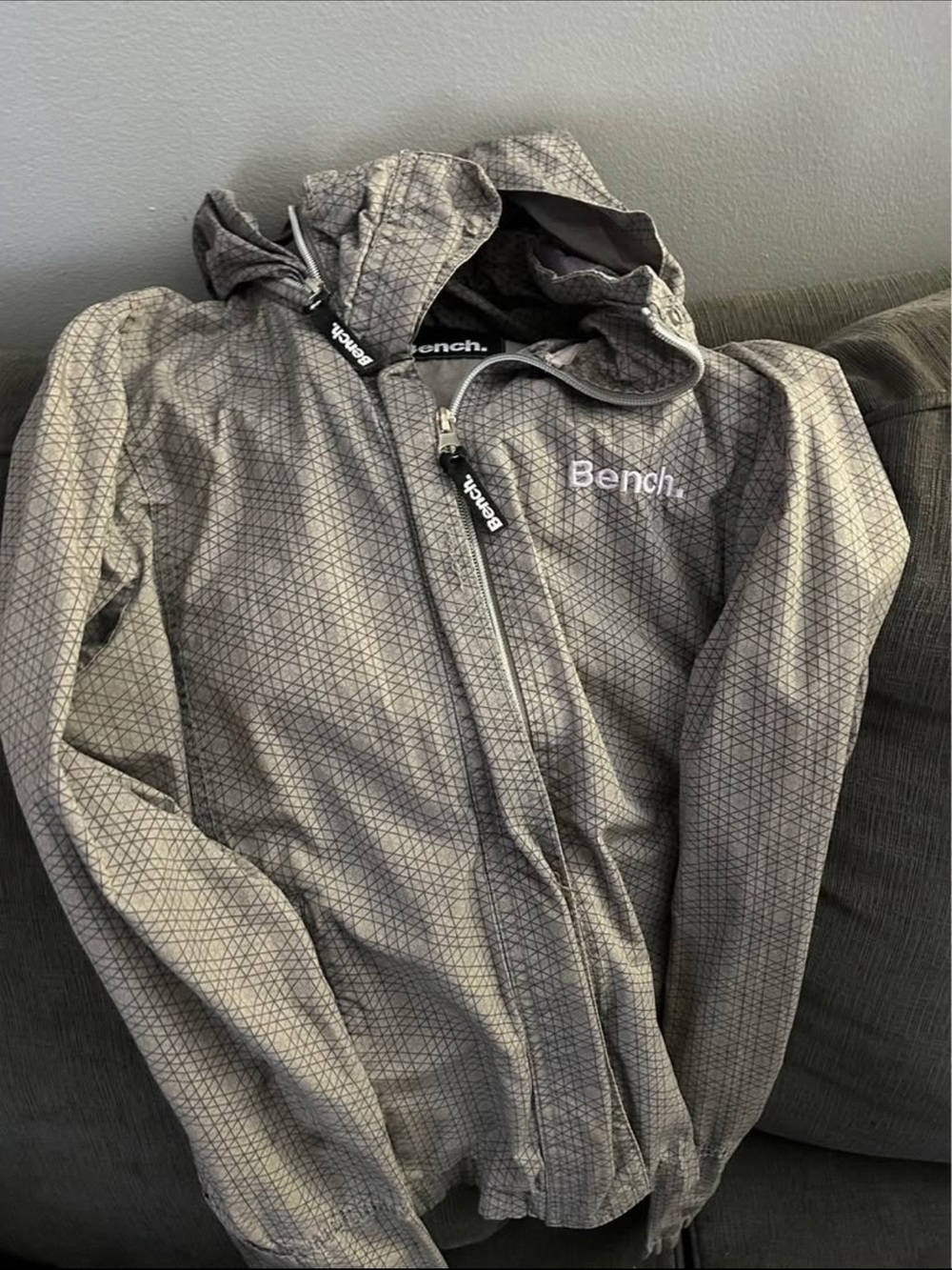 Bench Women’s Gray Hooded Lightweight Jacket
